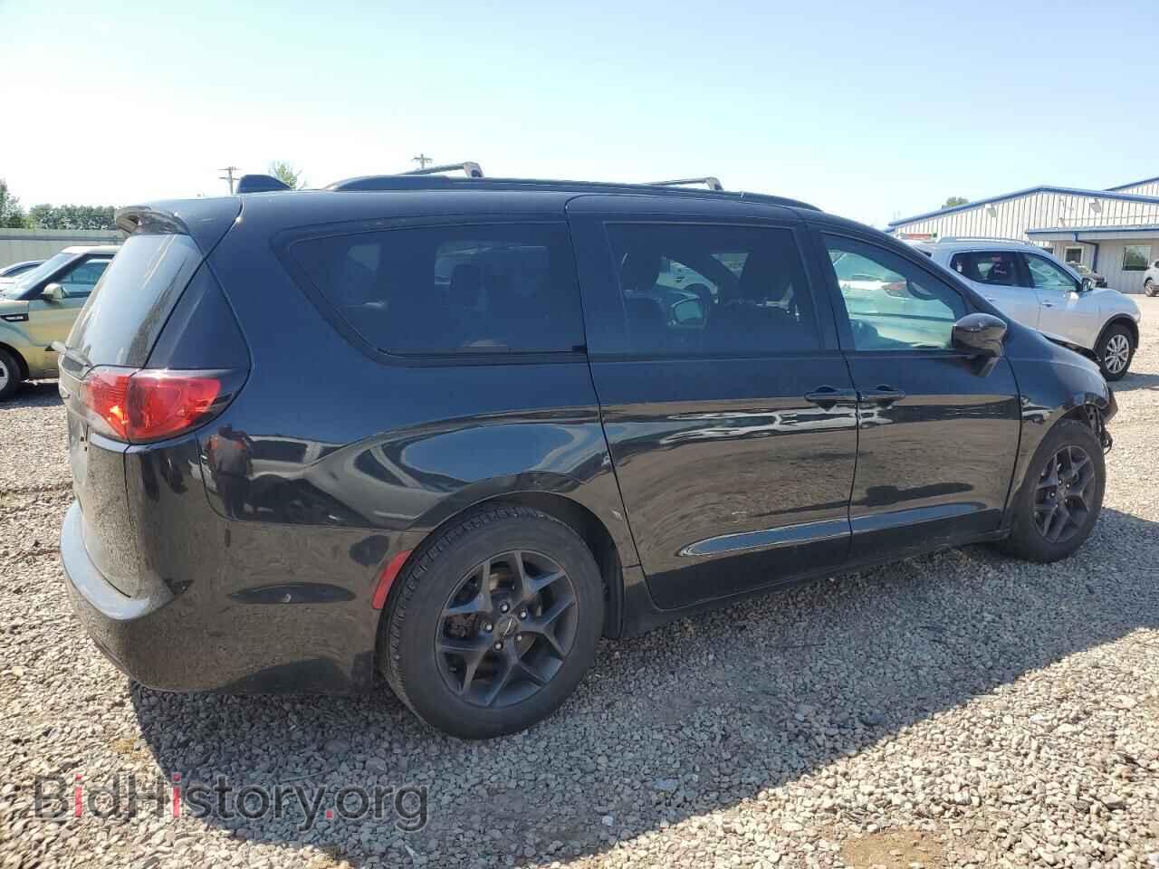 2018 CHRYSLER PACIFICA - VIN: 2C4RC1BG5JR355994 - Фото 3