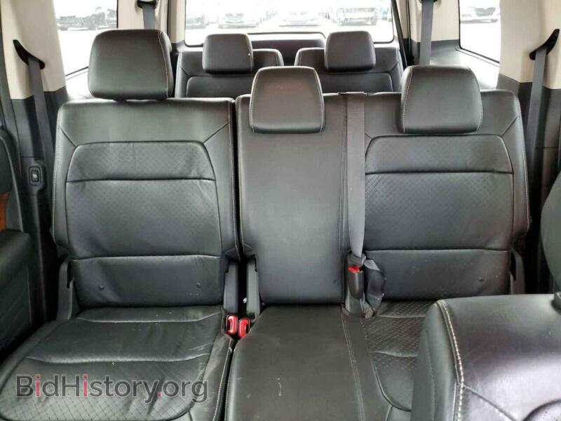 2011 Ford FLEX (VIN 2FMGK5DC2BBD35803) — photo 10 of 13
