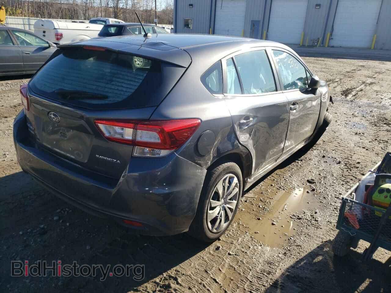 2018 SUBARU IMPREZA - VIN: 4S3GTAA67J3745200 - Фото 3