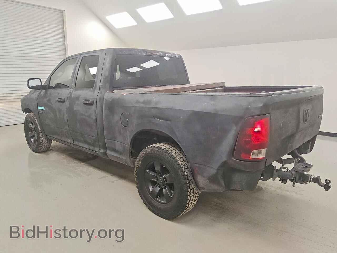 2019 RAM 1500 - VIN: 1C6RR6FG0KS604280 - Фото 2