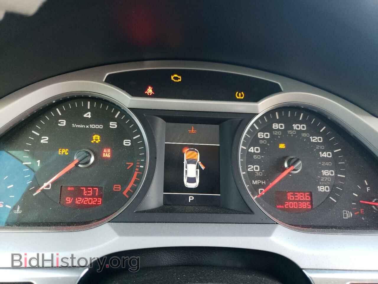 2011 AUDI A6 - VIN: WAUFGAFB2BN004297 - Фото 9