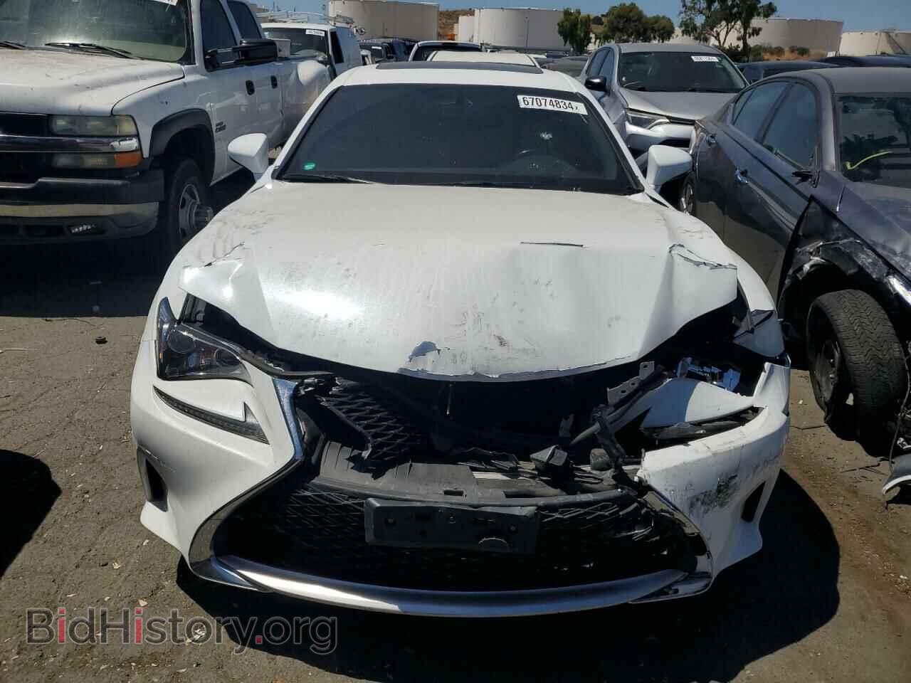 2017 LEXUS RC - VIN: JTHHA5BC0H5007046 - Photo 5