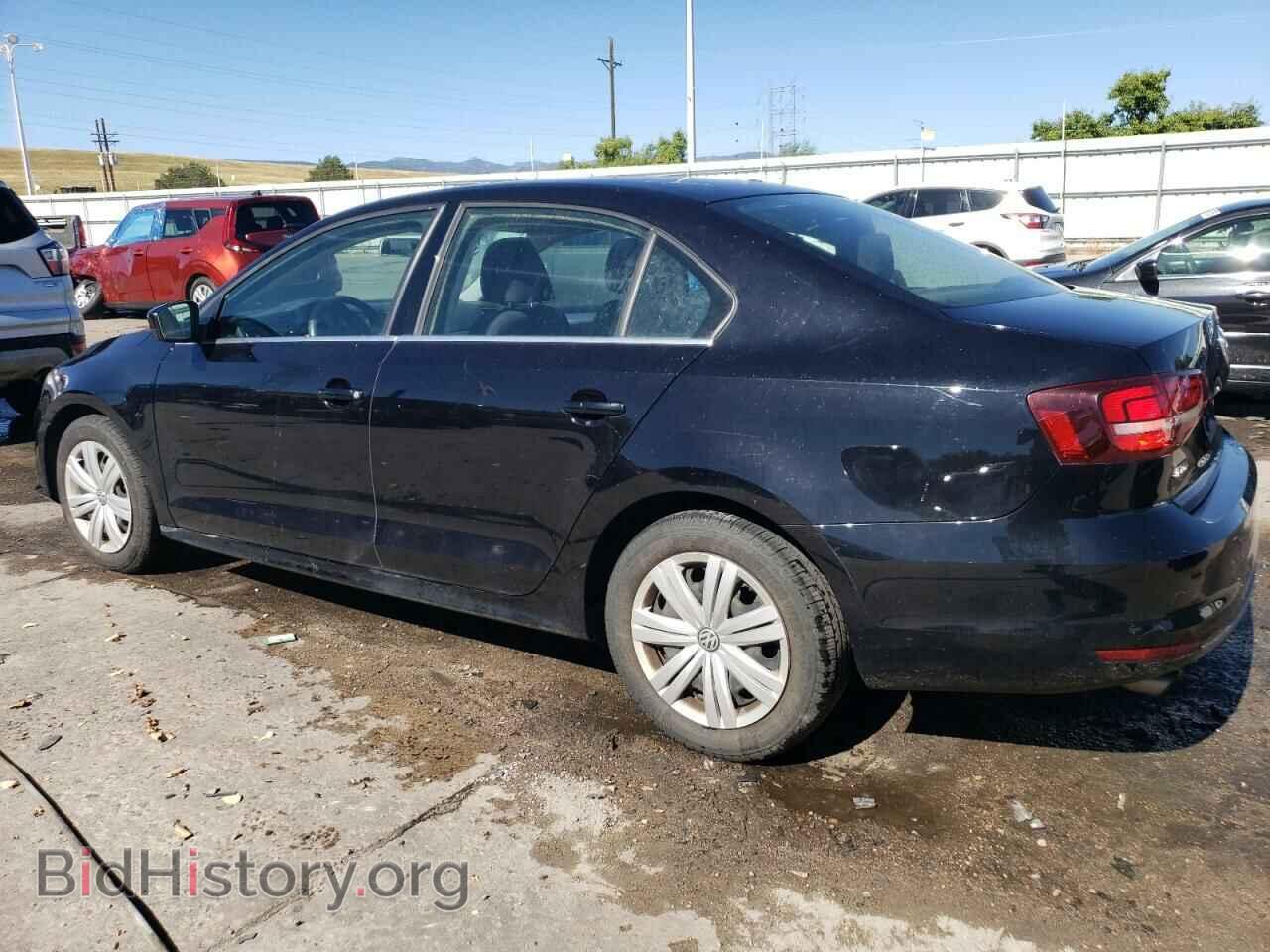 2017 VOLKSWAGEN JETTA - VIN: 3VW2B7AJXHM333945 - Фото 2
