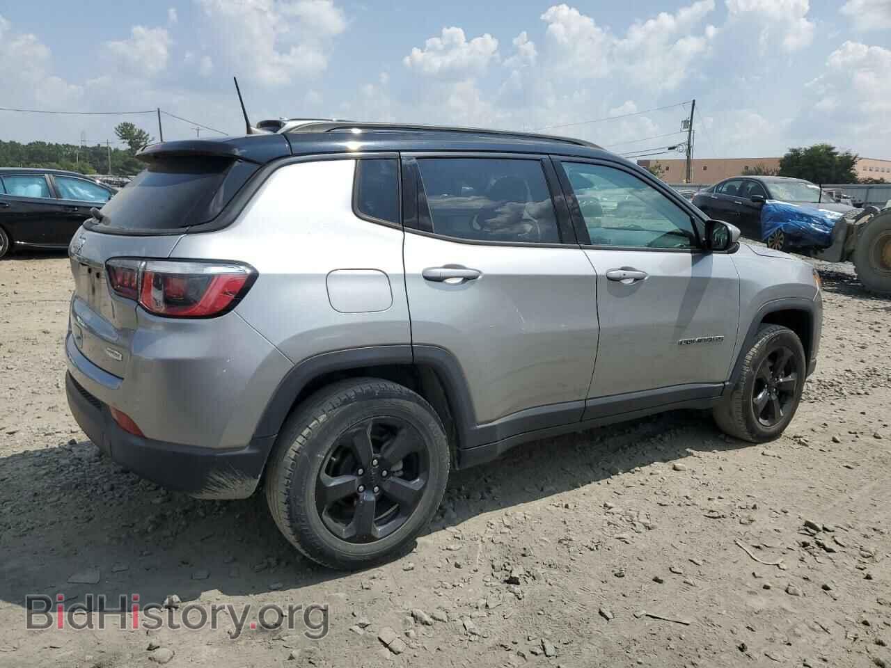 2019 JEEP COMPASS - VIN: 3C4NJDBB0KT628493 - Фото 3