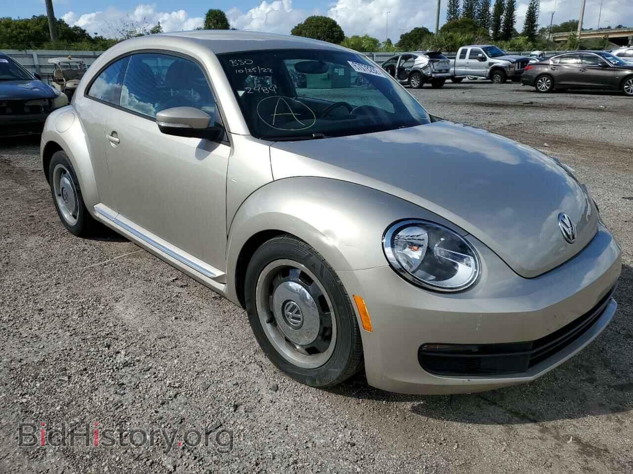 Photo 3VWJP7AT7CM652484 - VOLKSWAGEN BEETLE 2012