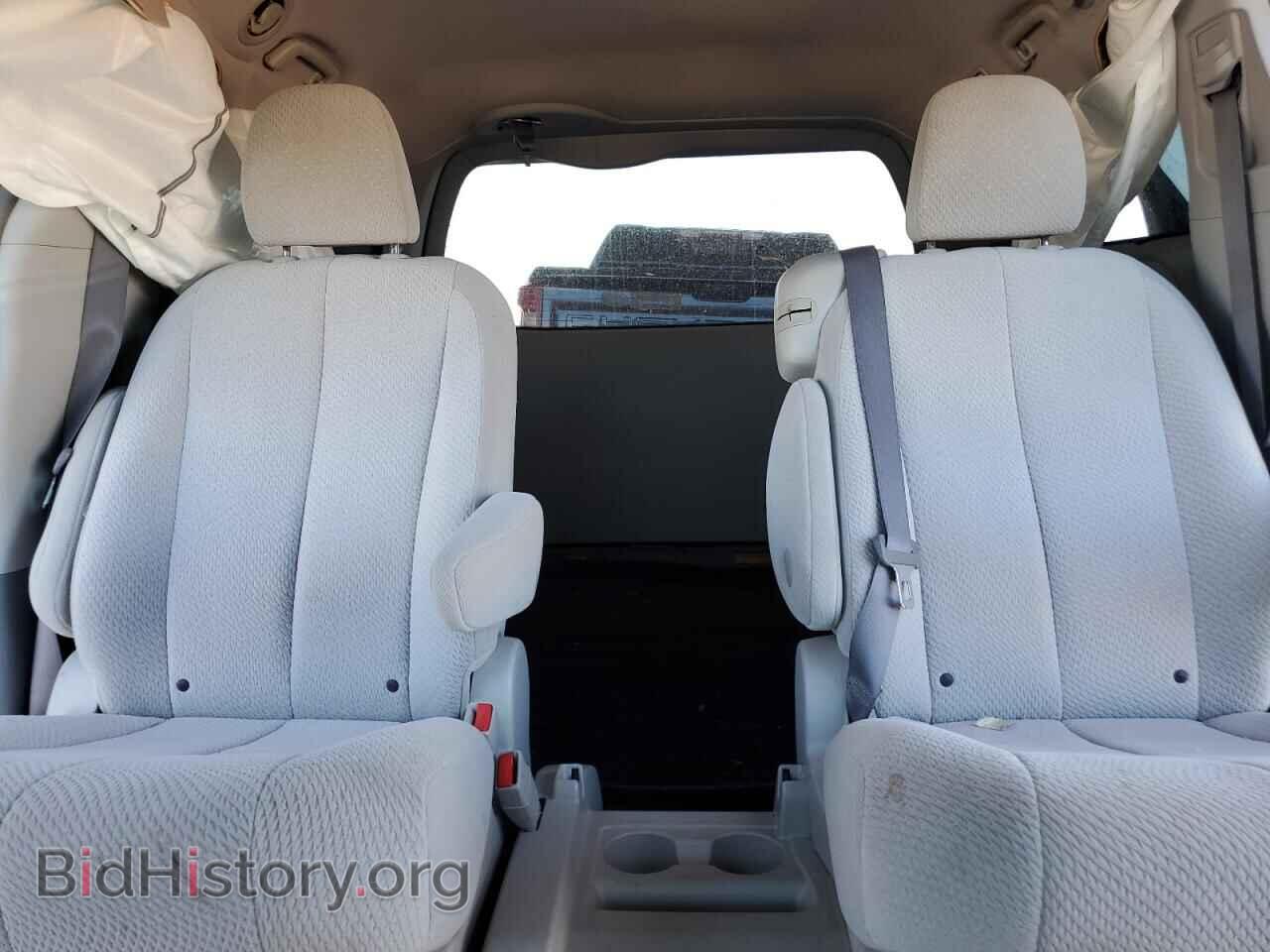 2011 TOYOTA All Models - VIN: 5TDKK3DC5BS018700 - Фото 10