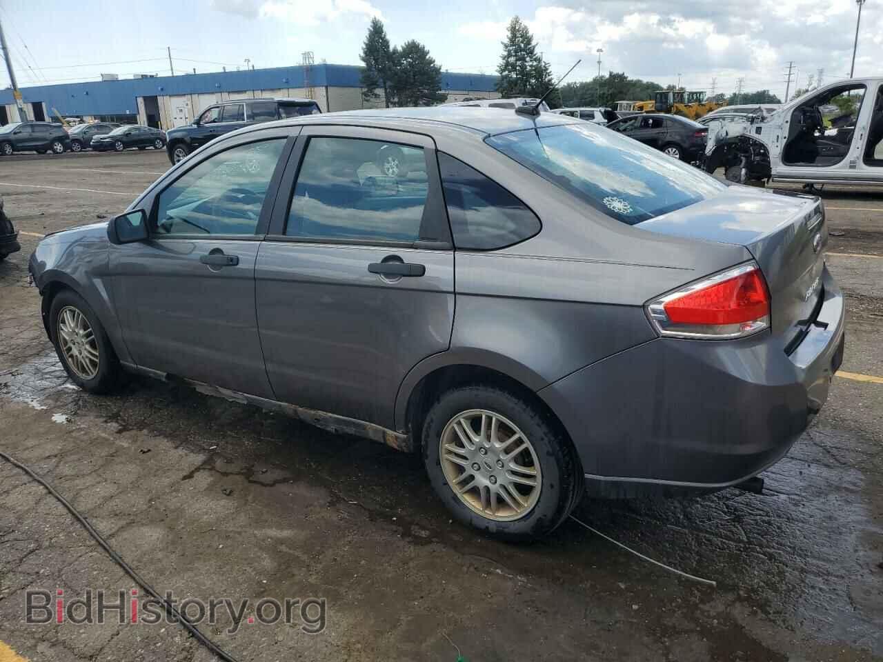 2010 FORD FOCUS - VIN: 1FAHP3FN7AW240427 - Фото 2