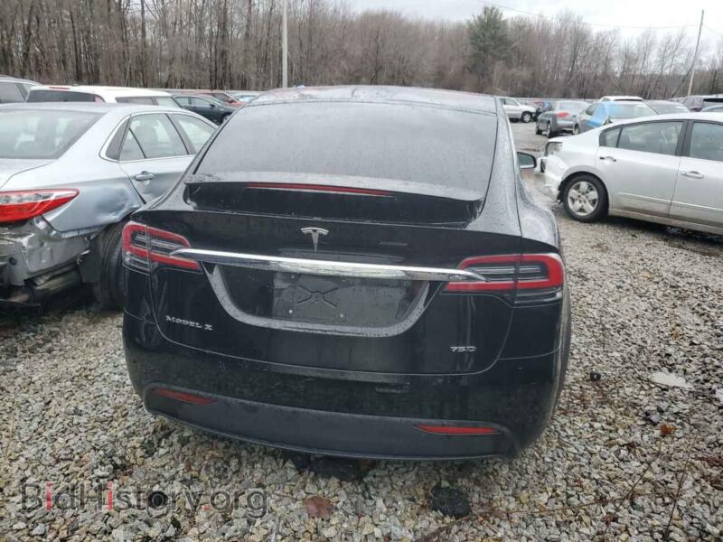 2017 Tesla MODEL X (VIN 5YJXCDE28HF046146) — фото 6 из 13