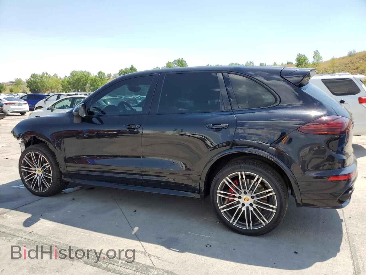 2017 PORSCHE CAYENNE - VIN: WP1AD2A22HLA82245 - Фото 2