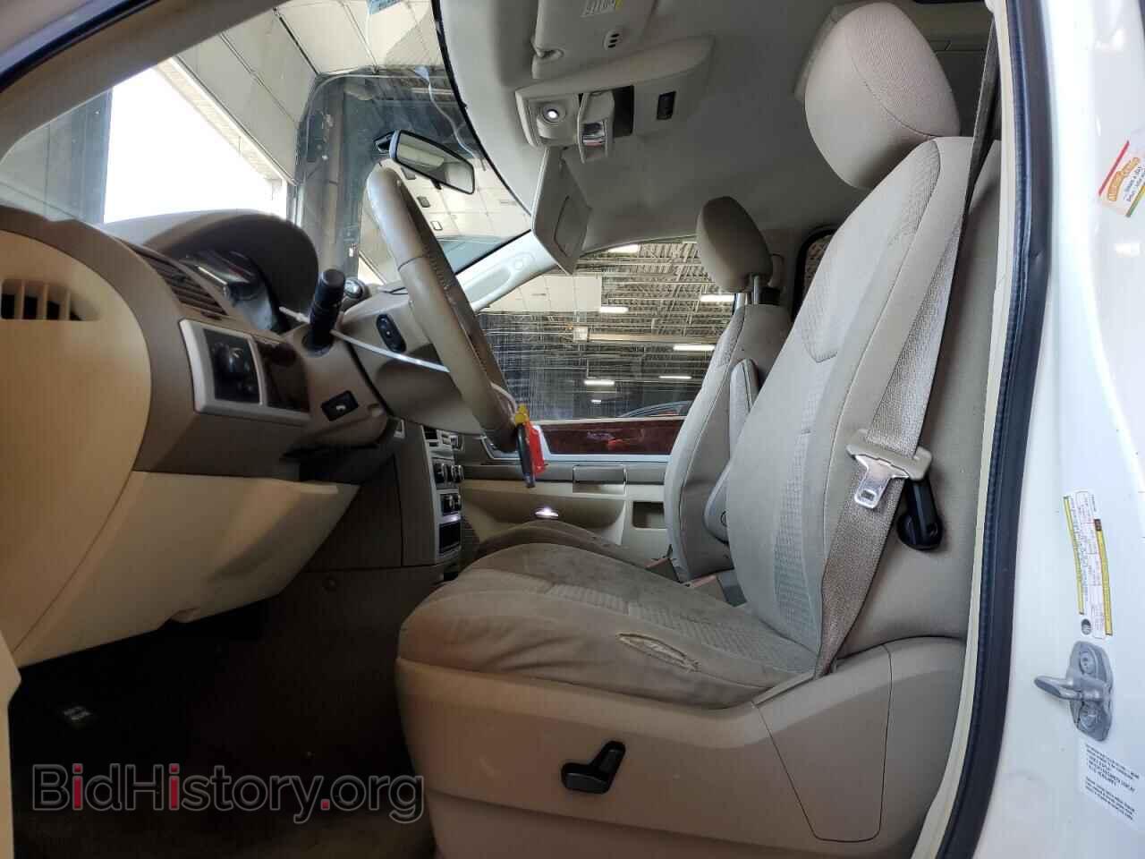 2010 CHRYSLER MINIVAN - VIN: 2A4RR5D12AR136354 - Фото 7