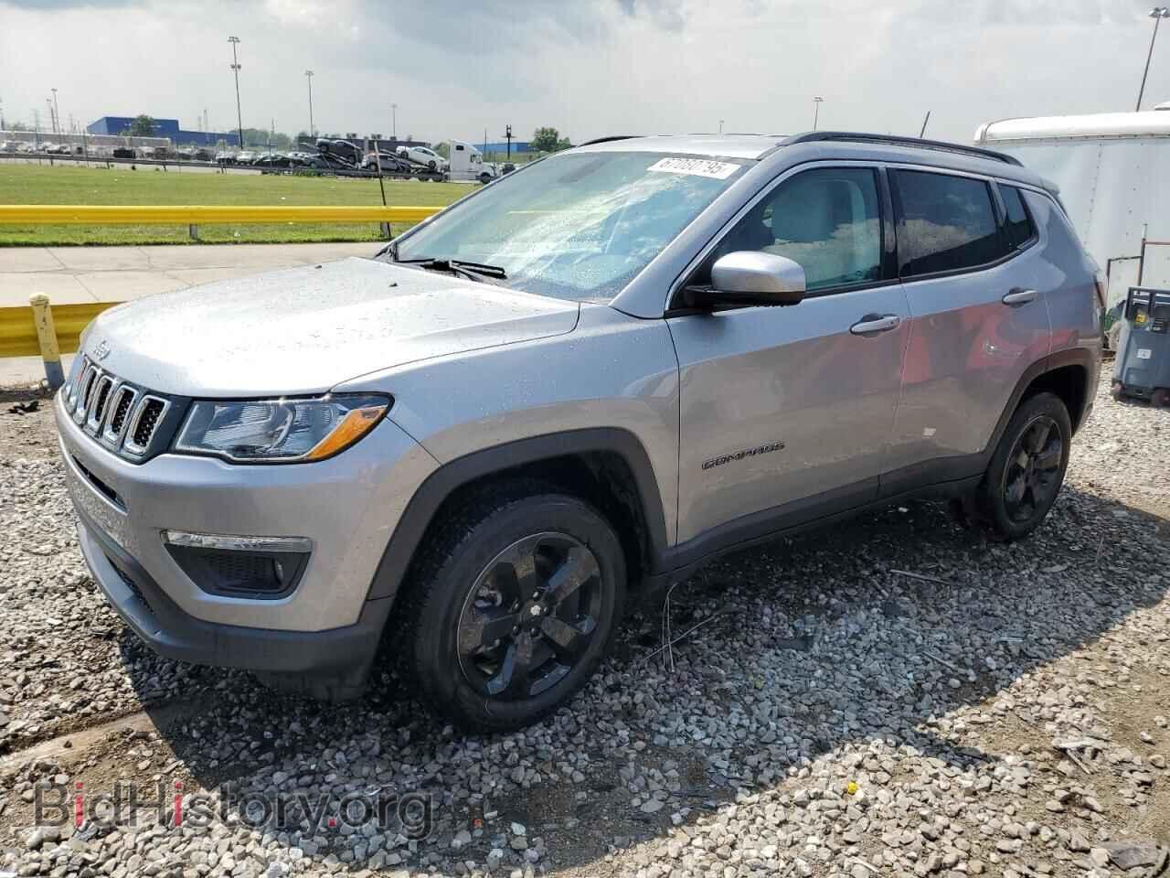 Фотография 3C4NJDBB5JT256650 - JEEP COMPASS 2018