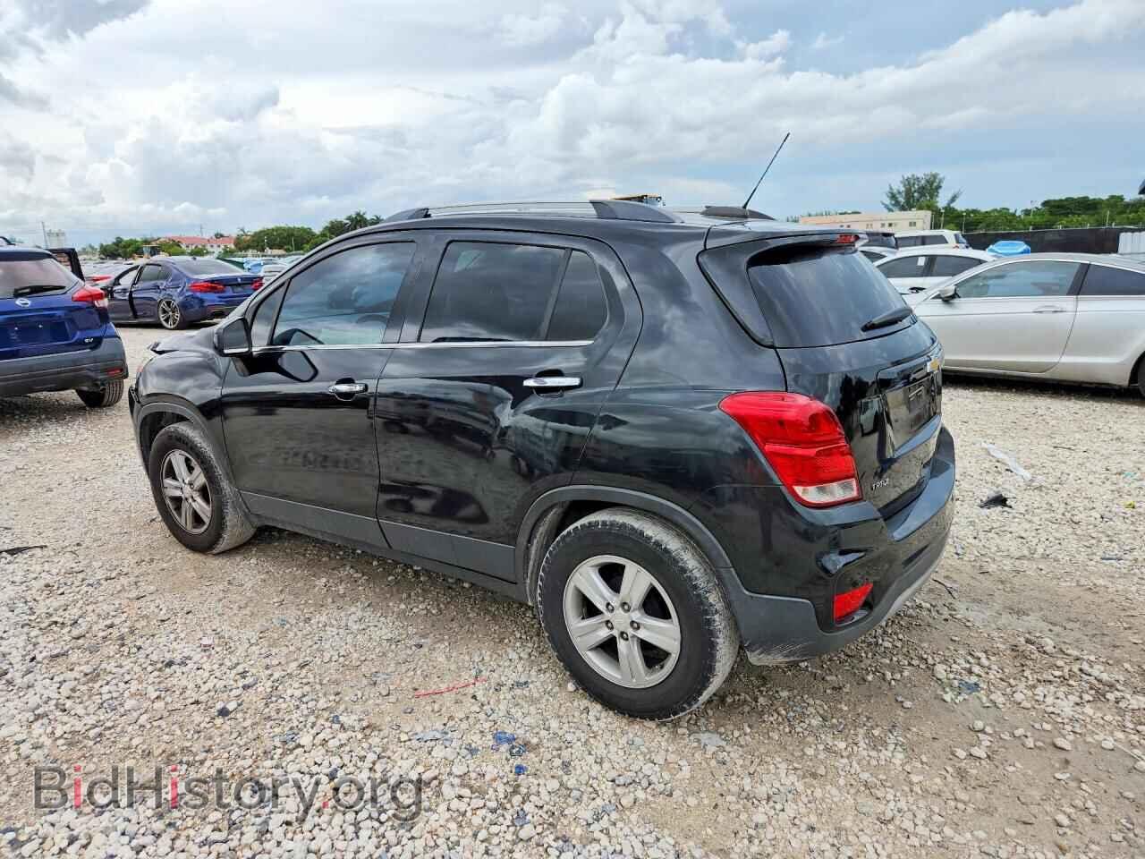 2017 CHEVROLET TRAX - VIN: 3GNCJLSB8HL190923 - Photo 2