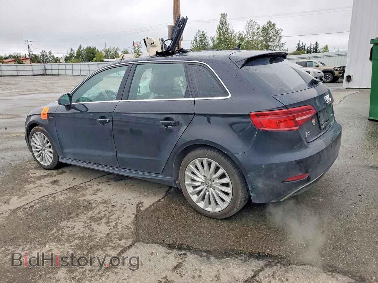 2017 AUDI A3 - VIN: WAUTPBFFXHA044073 - Photo 2