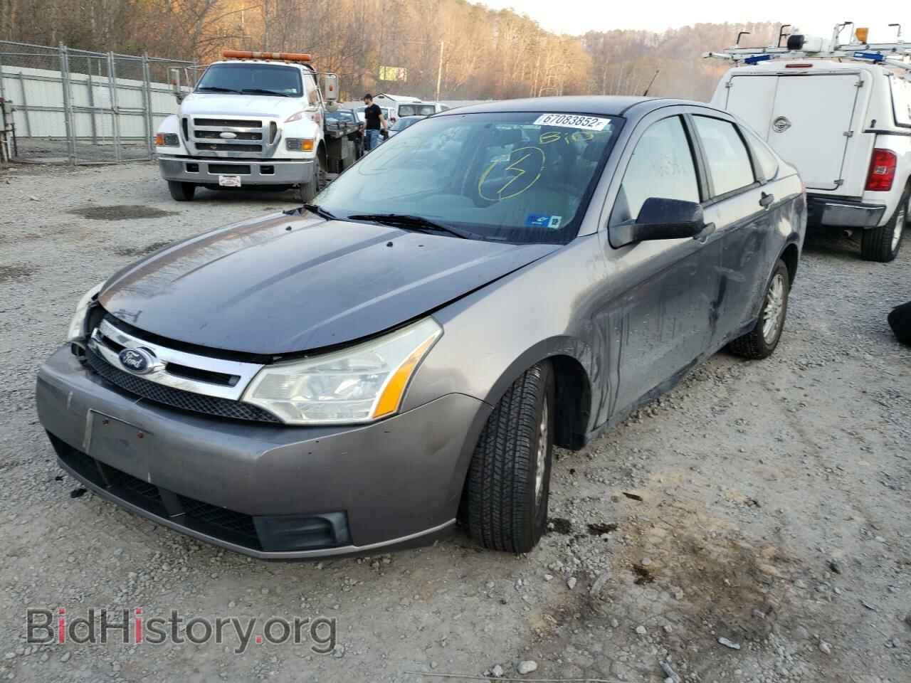 2011 FORD FOCUS - VIN: 1FAHP3FN8BW122288 - Фото 2