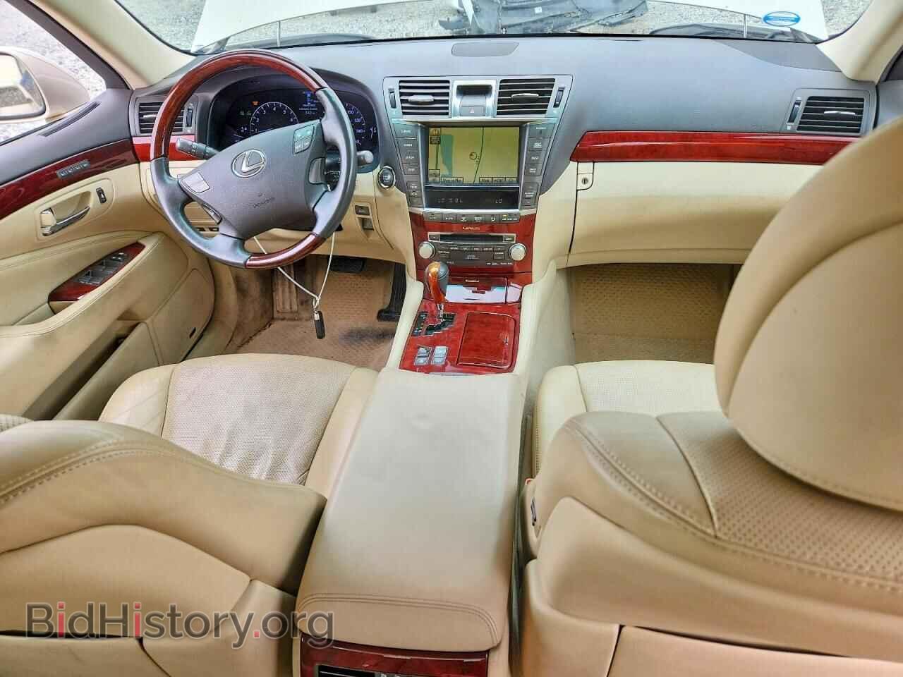 2010 LEXUS LS460 - VIN: JTHCL1EF5A5004832 - Photo 8