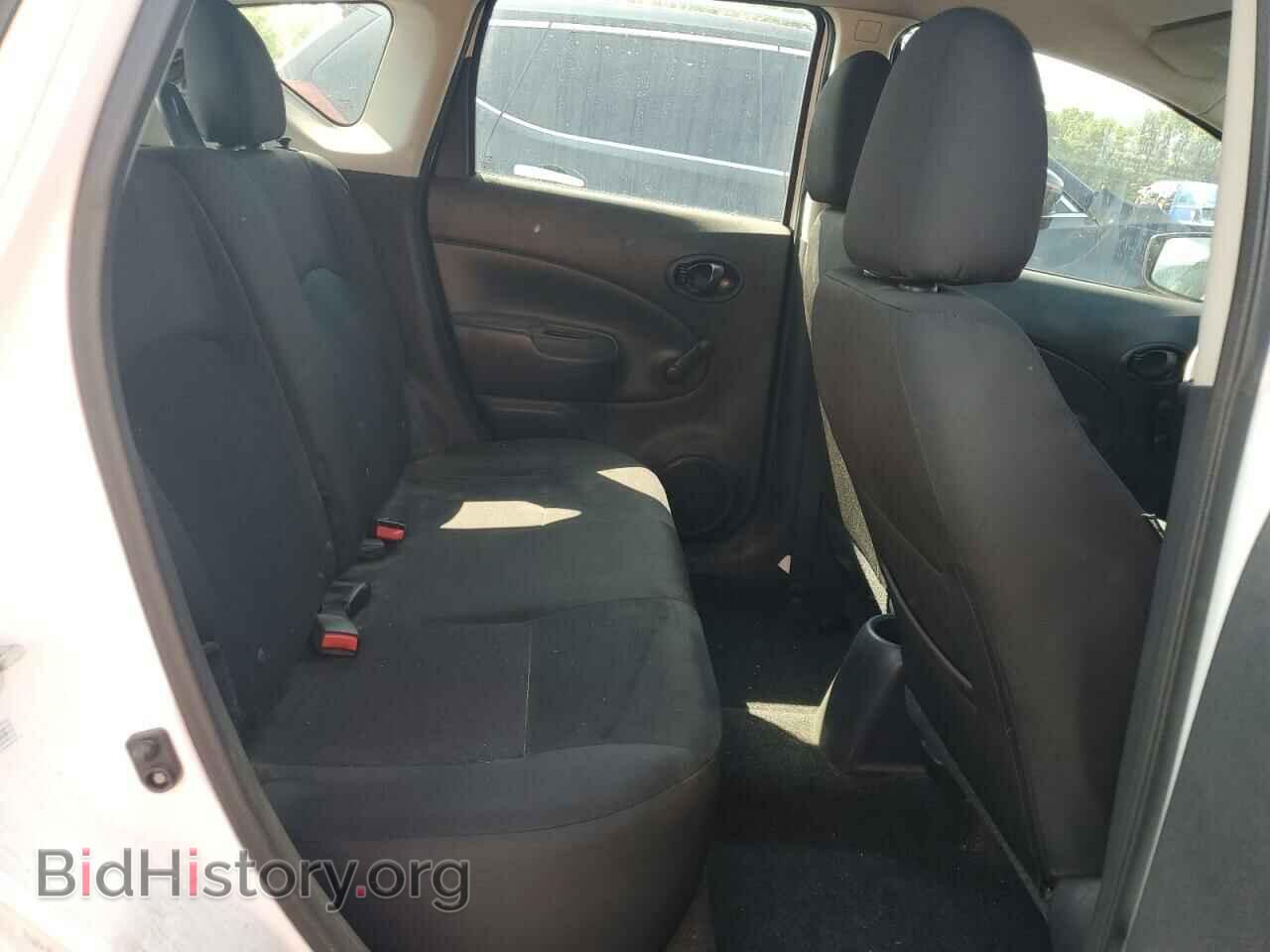 2019 NISSAN VERSA - VIN: 3N1CE2CP3KL355725 - Фото 10