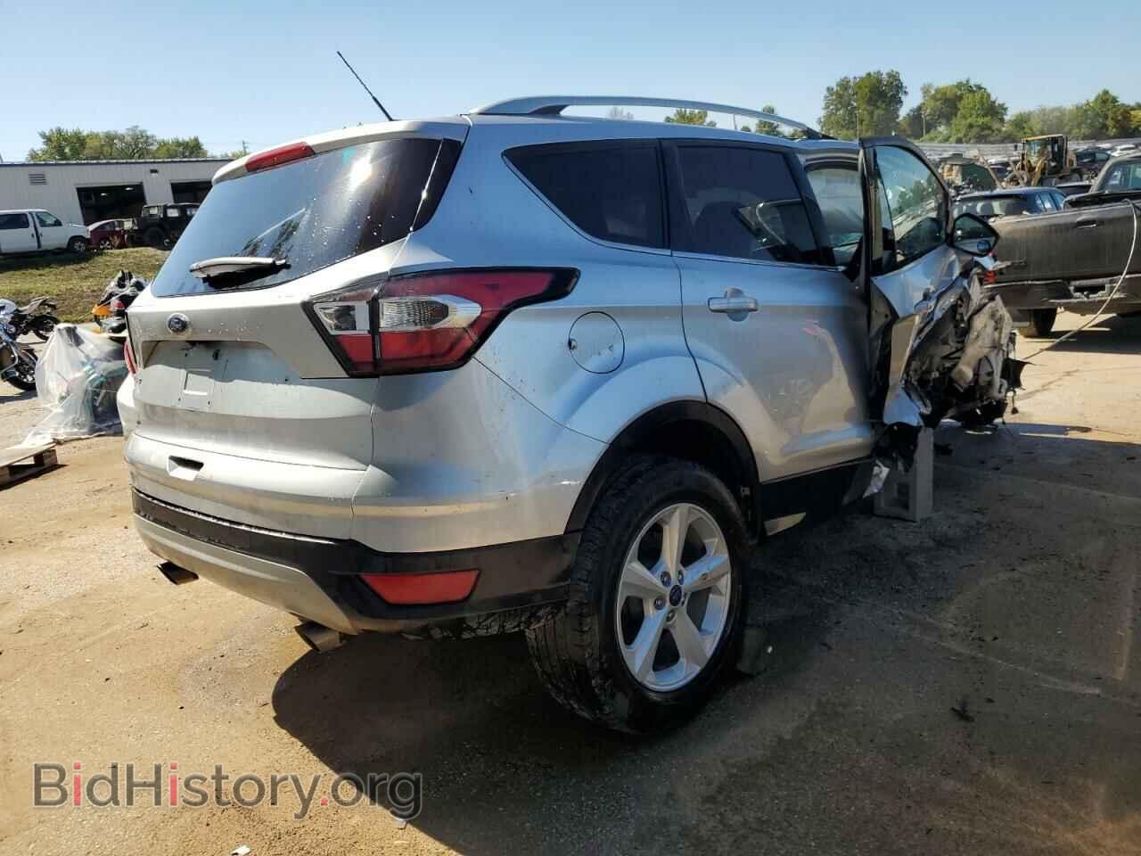2017 FORD ESCAPE - VIN: 1FMCU0J94HUB81599 - Фото 3
