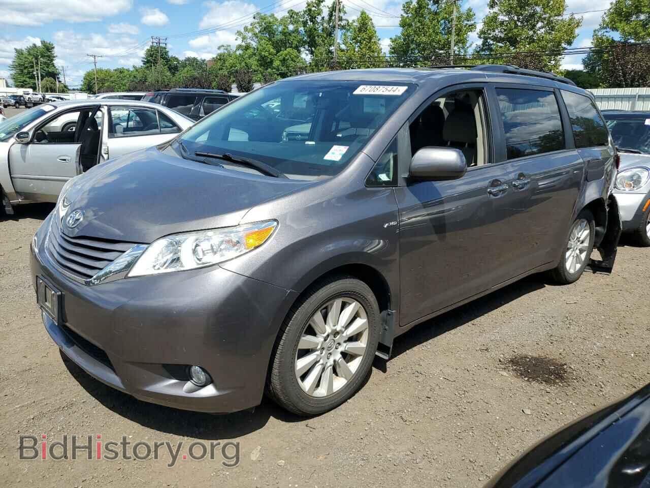 Photo 5TDDZ3DC0HS165990 - TOYOTA All Models 2017