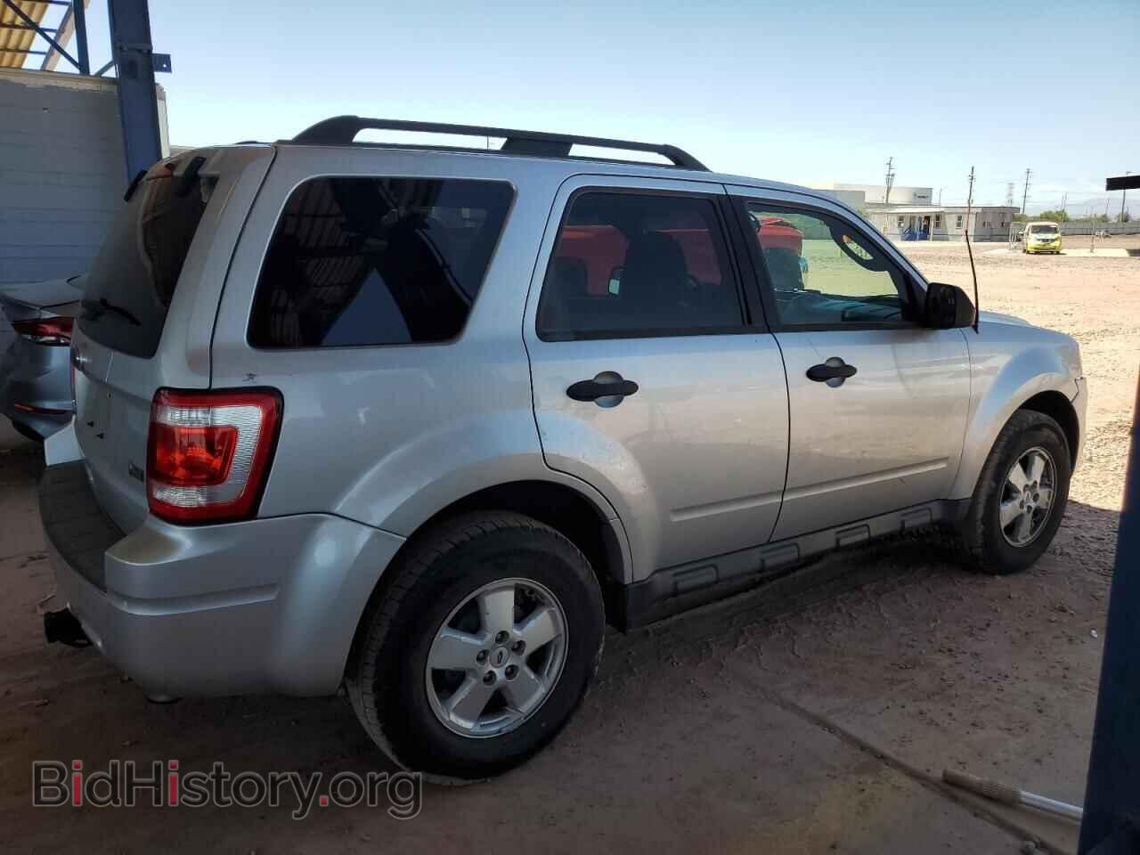2011 FORD ESCAPE - VIN: 1FMCU9DG9BKB03899 - Фото 3