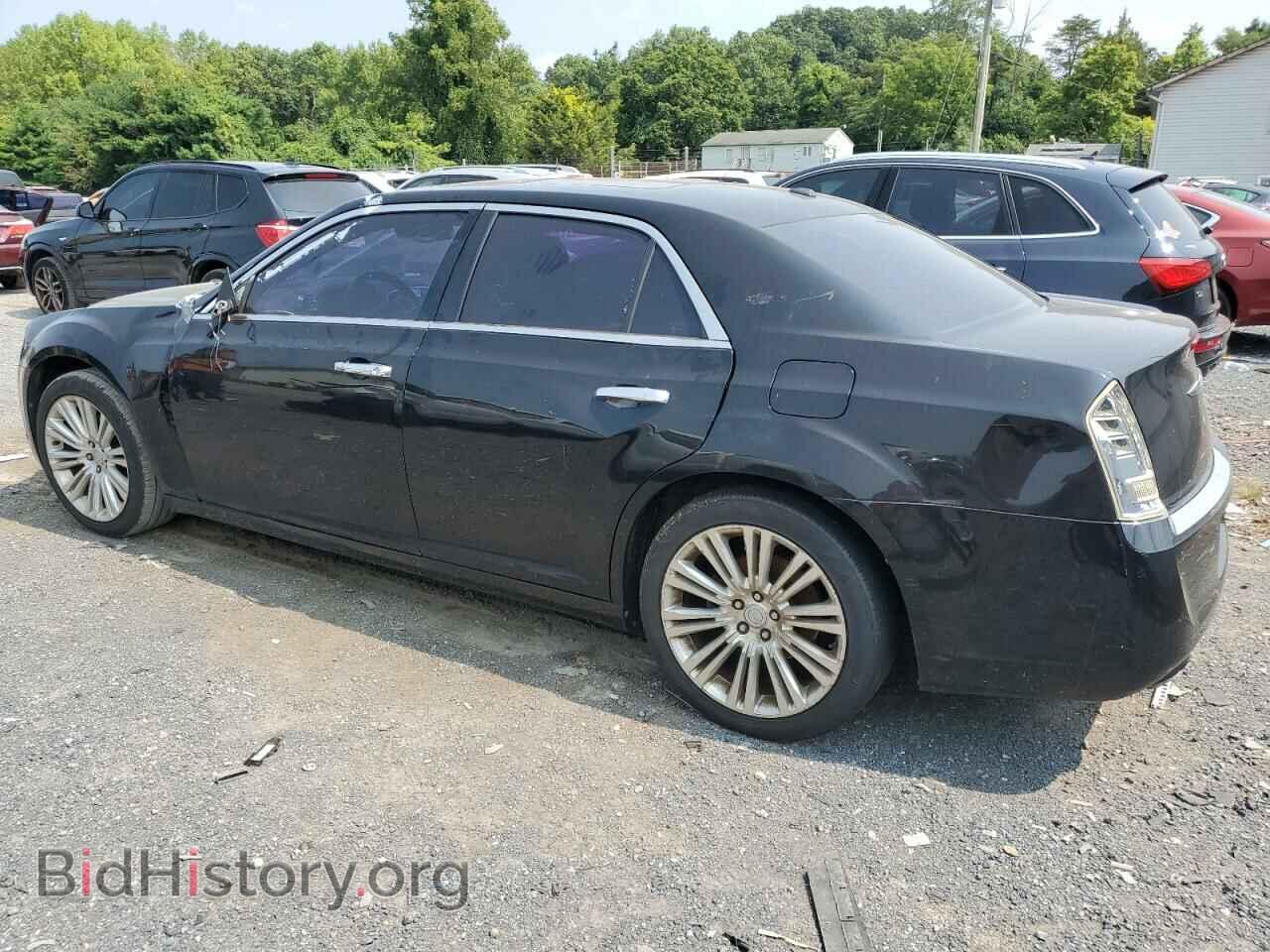2011 CHRYSLER 300 - VIN: 2C3CA6CT1BH594183 - Фото 2