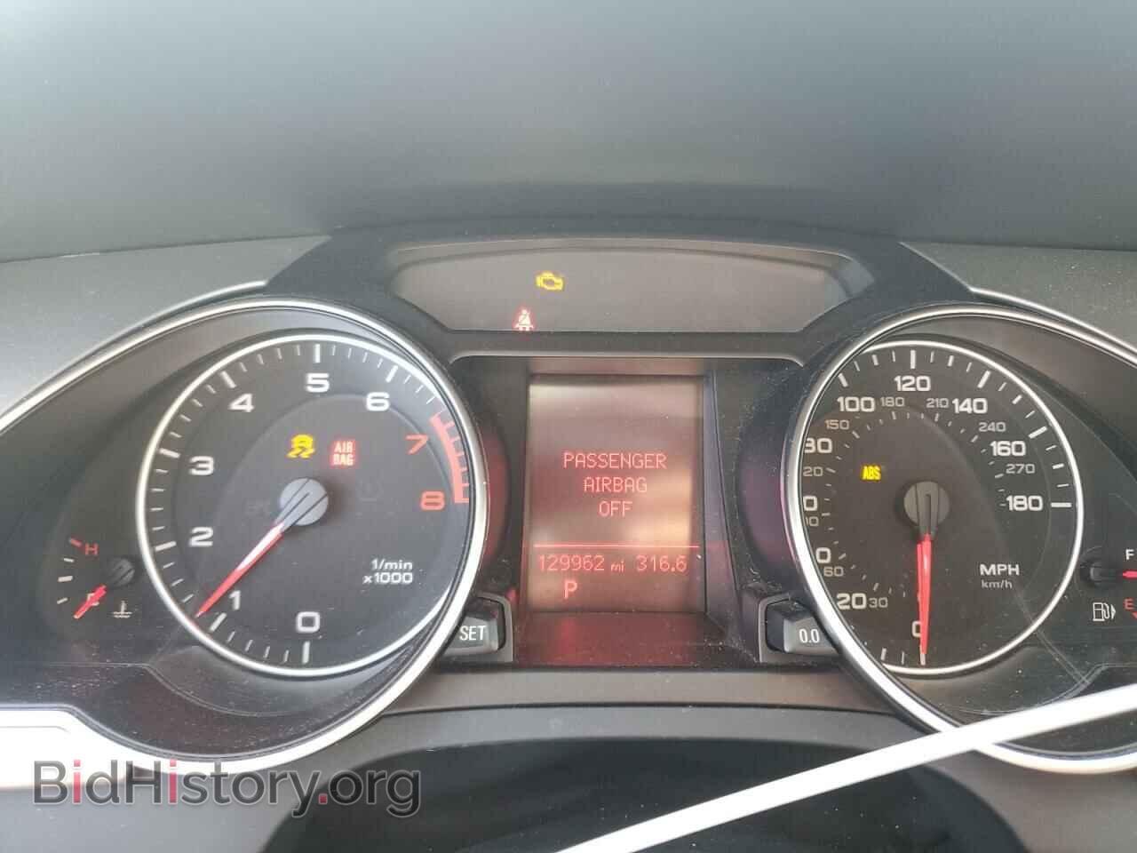 2010 AUDI A5 - VIN: WAULFAFR2AA068655 - Photo 9