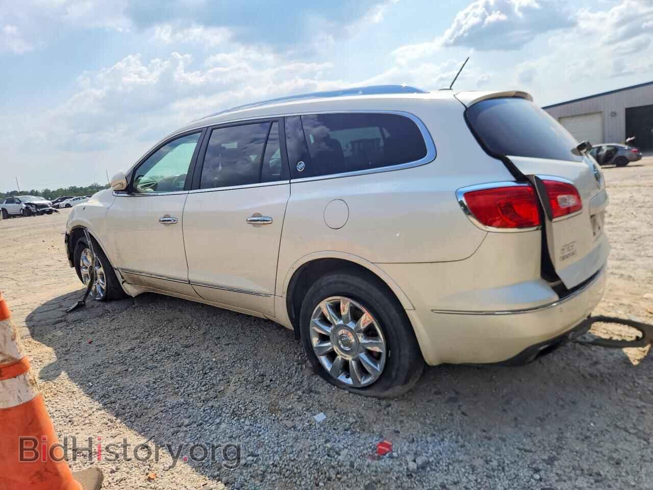 2013 BUICK ENCLAVE - VIN: 5GAKRDKD1DJ182461 - Photo 2