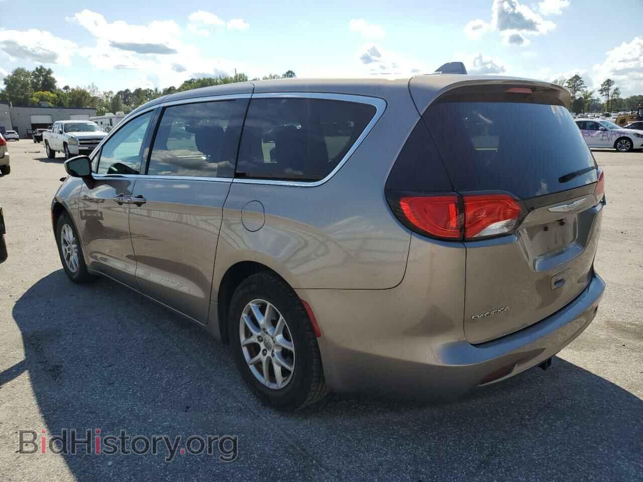 2017 CHRYSLER PACIFICA - VIN: 2C4RC1DG6HR537632 - Photo 2