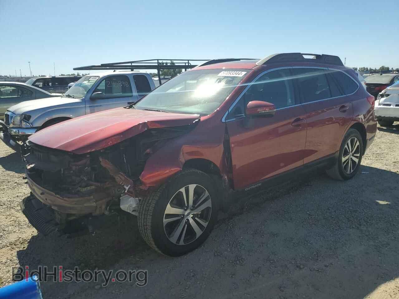 Photo 4S4BSANC4J3380189 - SUBARU OUTBACK 2018