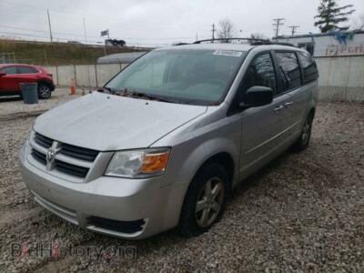 2010 Dodge CARAVAN Grand Cara, серебристый — VIN 2D4RN3D1XAR396834, Copart