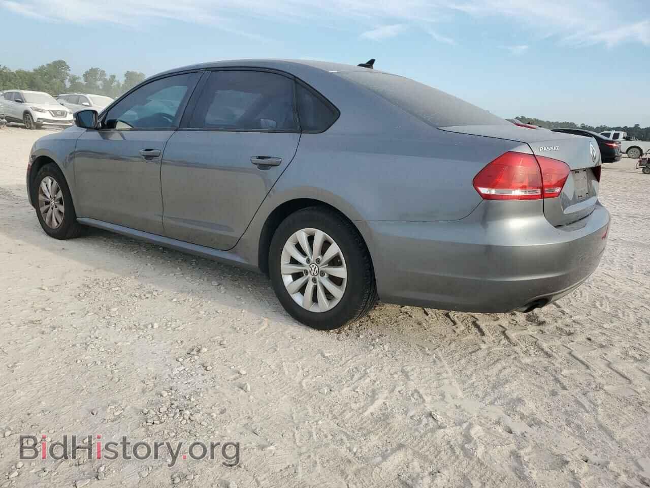 2015 VOLKSWAGEN PASSAT - VIN: 1VWAT7A35FC038972 - Фото 2