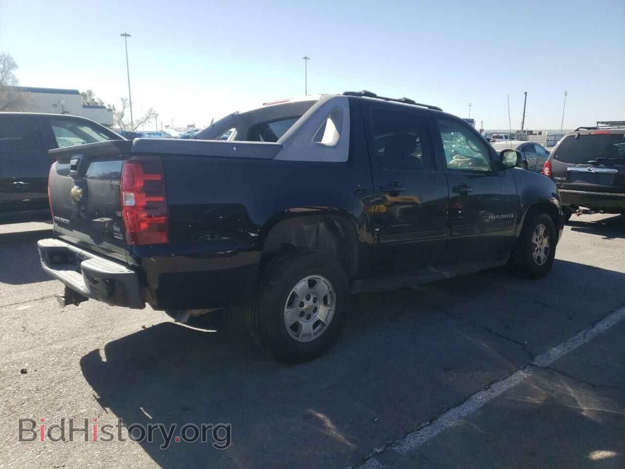 2011 CHEVROLET AVALANCHE - VIN: 3GNMCEE09BG241284 - Фото 3