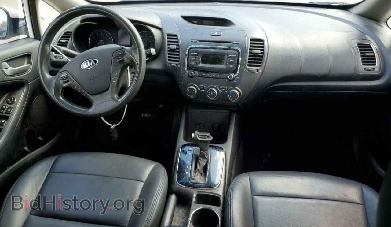 2017 KIA FORTE - VIN: 3KPFK4A70HE120553 - Фото 8