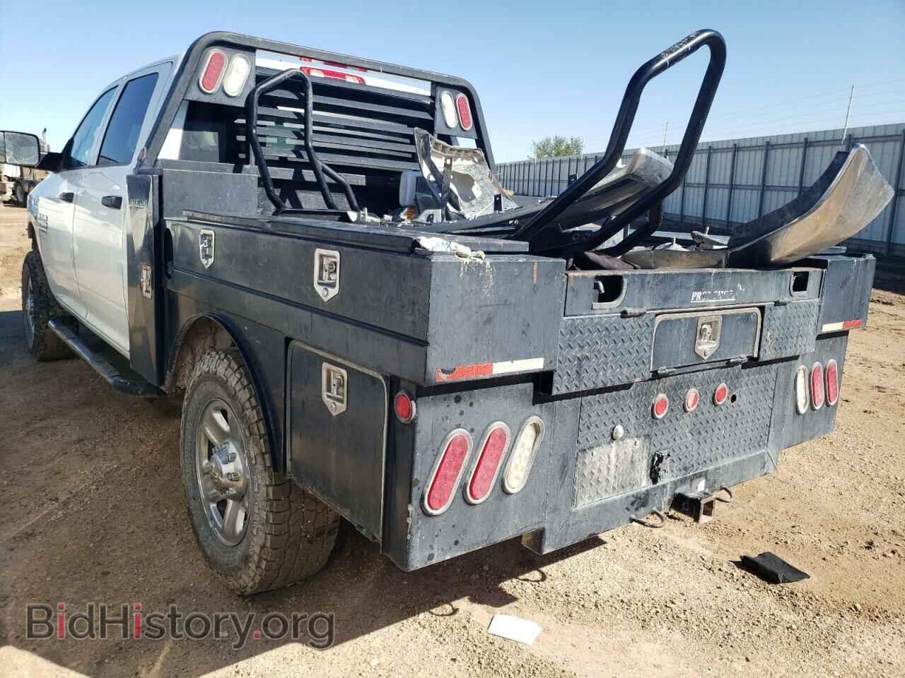 2017 RAM All Models - VIN: 3C6UR5CL5HG529503 - Фото 2