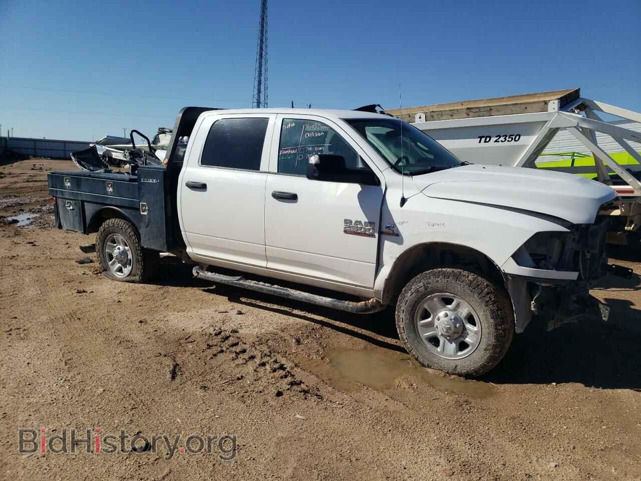 2017 RAM All Models - VIN: 3C6UR5CL5HG529503 - Фото 4