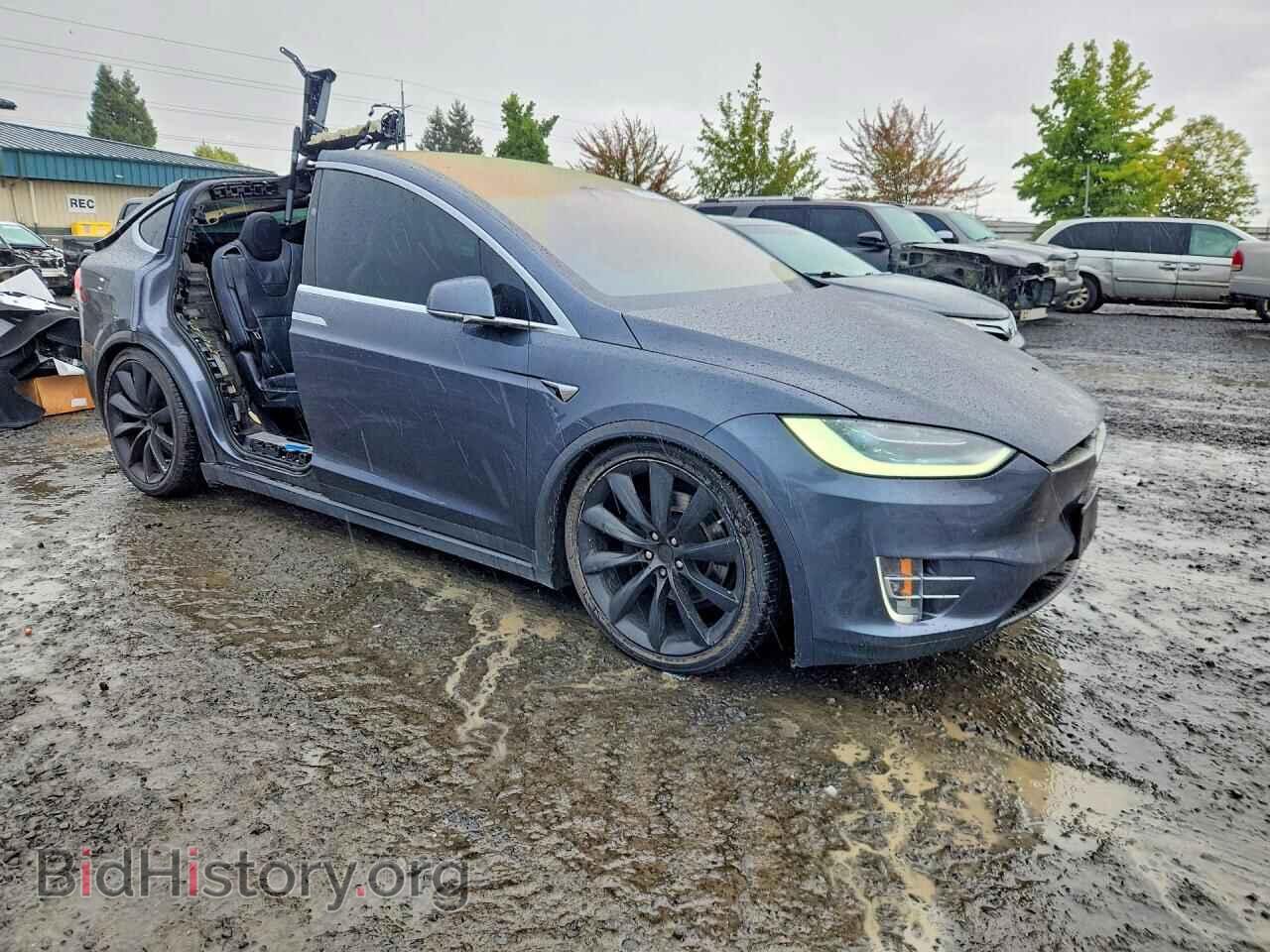 2017 TESLA MODEL X - VIN: 5YJXCDE22HF044800 - Photo 4