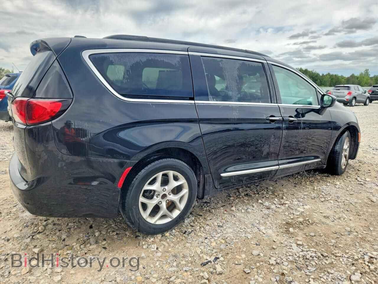 2017 CHRYSLER PACIFICA - VIN: 2C4RC1BG1HR670771 - Фото 3