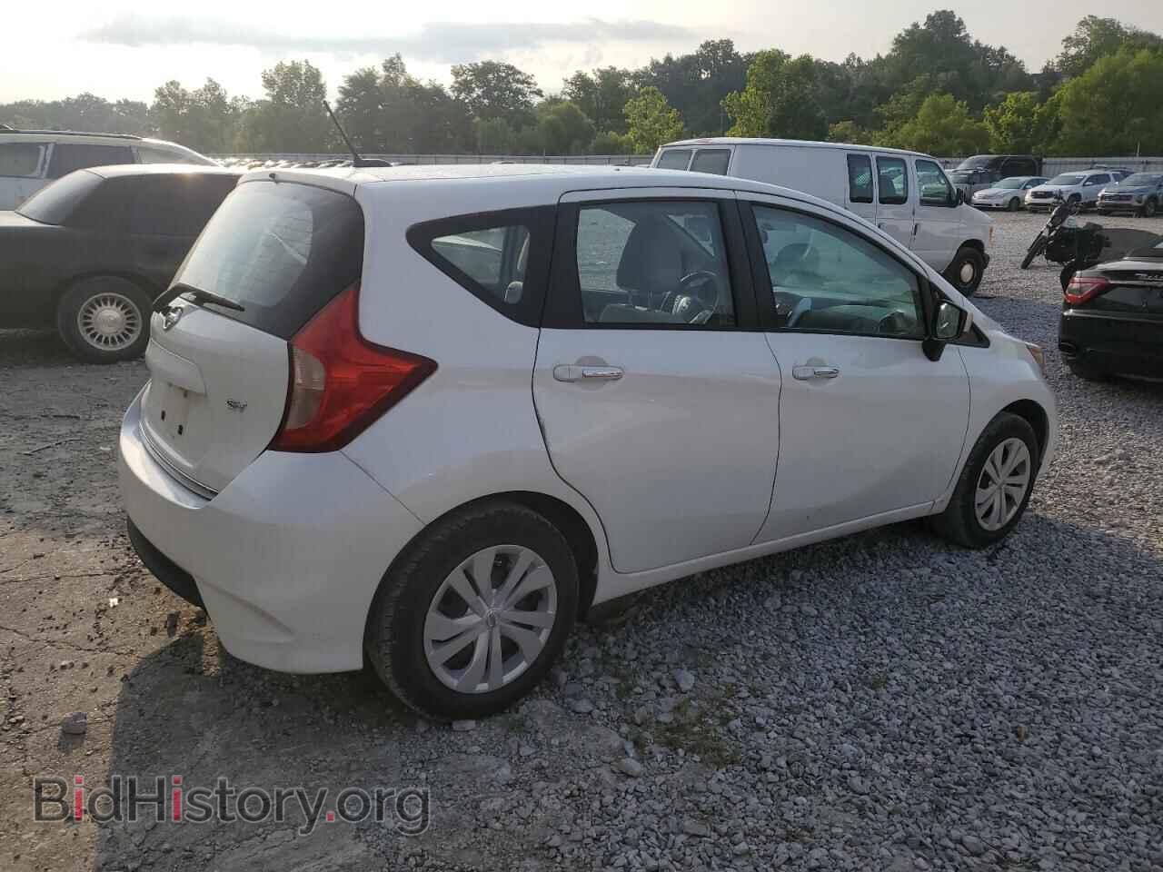 2017 NISSAN VERSA - VIN: 3N1CE2CP2HL372170 - Фото 3