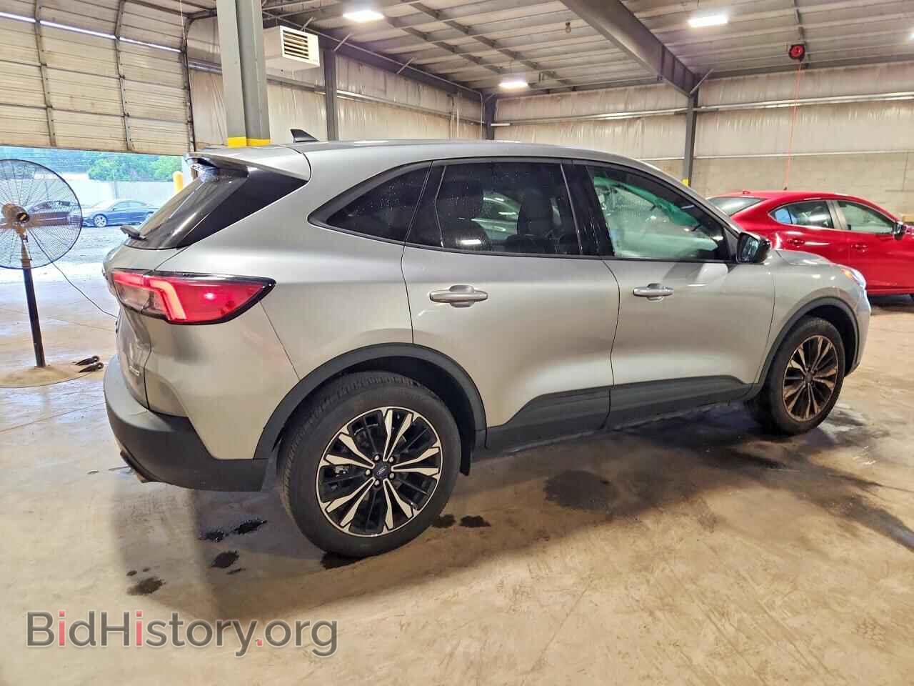2022 FORD ESCAPE - VIN: 1FMCU9G64NUB37471 - Фото 3