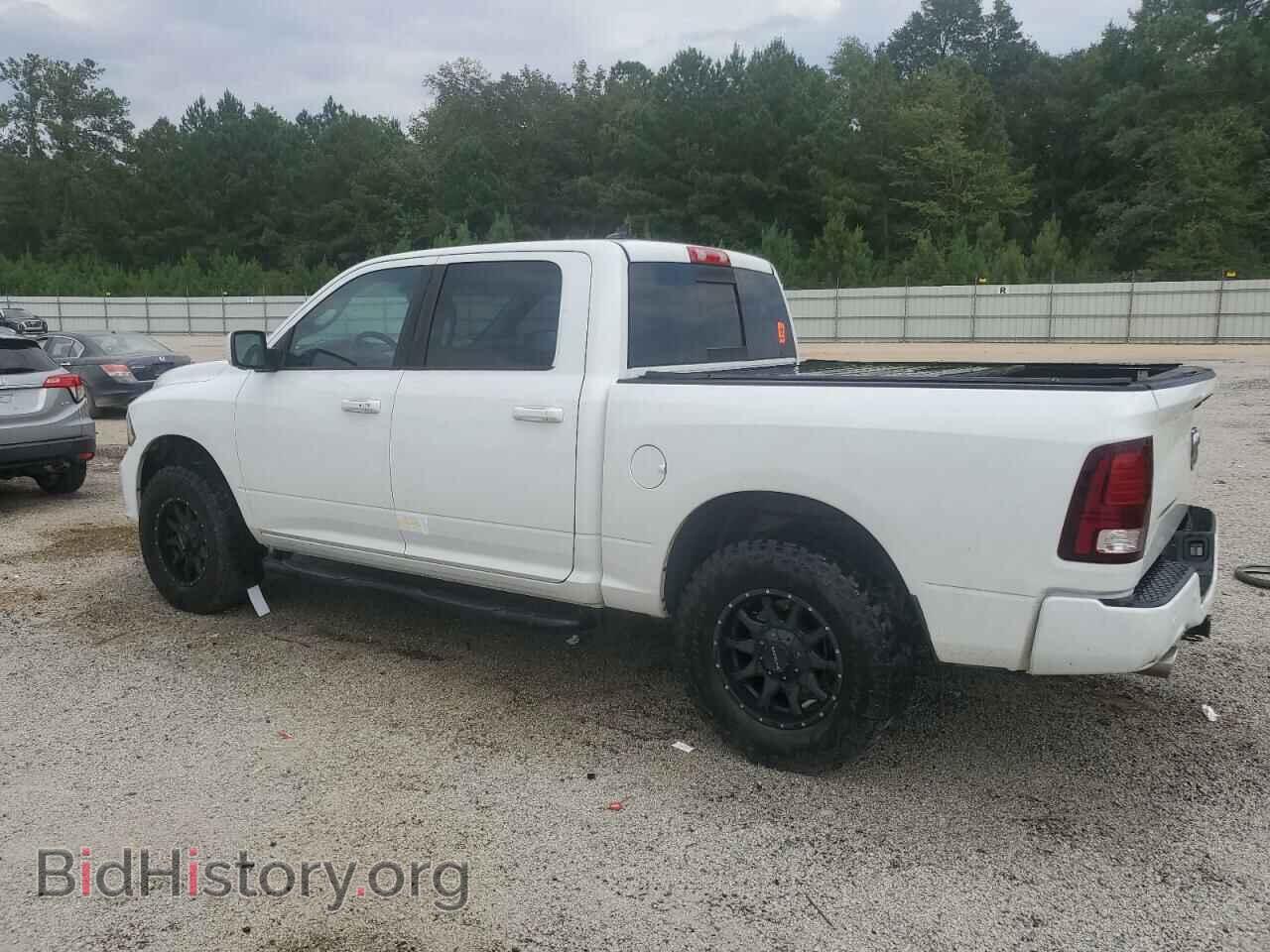2016 RAM 1500 - VIN: 1C6RR7MT5GS363863 - Фото 2