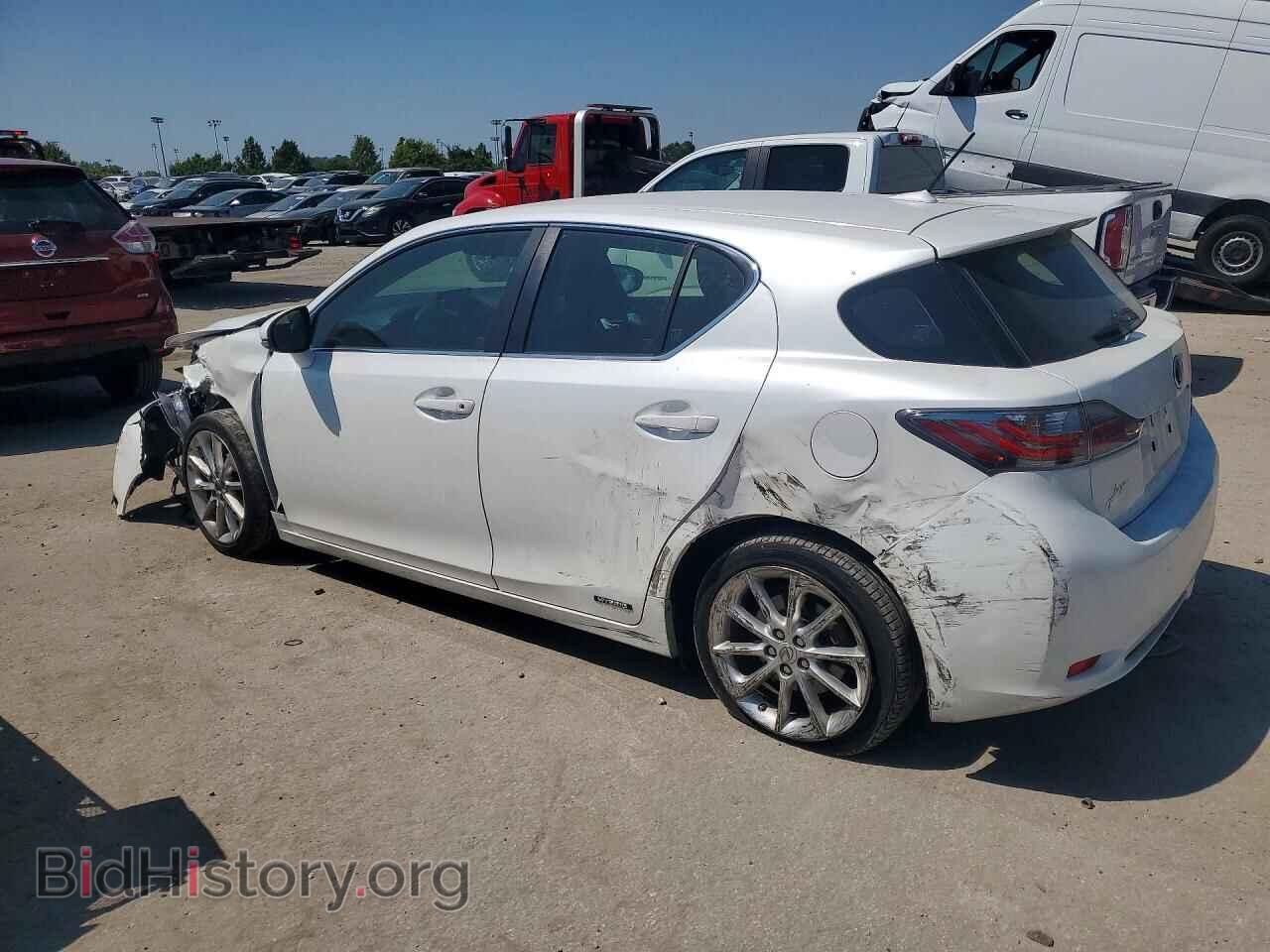 2012 LEXUS CT 200 - VIN: JTHKD5BH3C2077207 - Photo 2