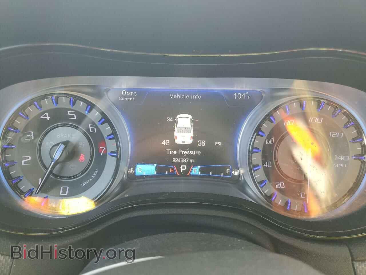 2016 CHRYSLER 300 - VIN: 2C3CCABG7GH320737 - Фото 9