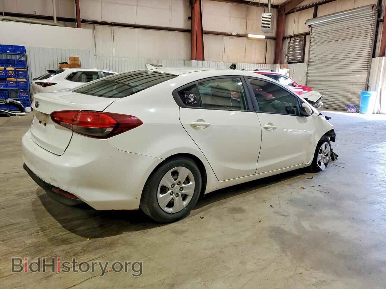 2017 KIA FORTE - VIN: 3KPFK4A77HE060111 - Фото 3