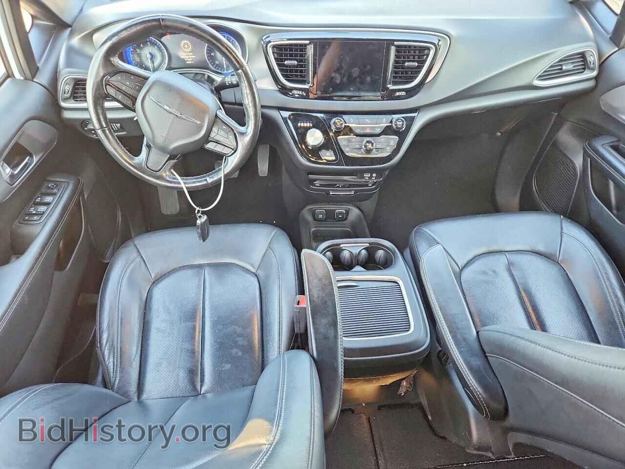 2019 CHRYSLER PACIFICA - VIN: 2C4RC1EGXKR613990 - Photo 8