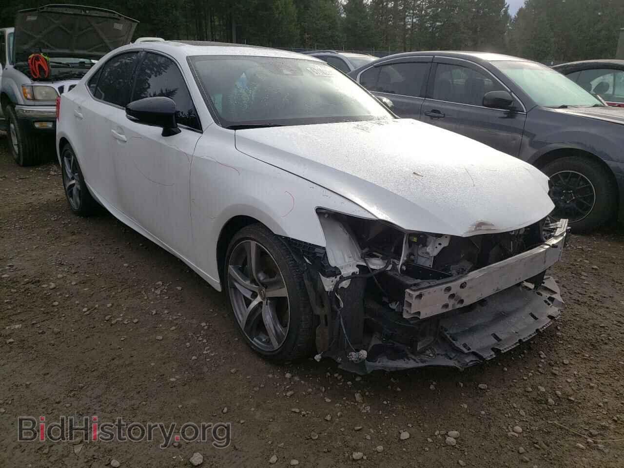 Photo JTHBA1D28H5047037 - LEXUS IS 2017