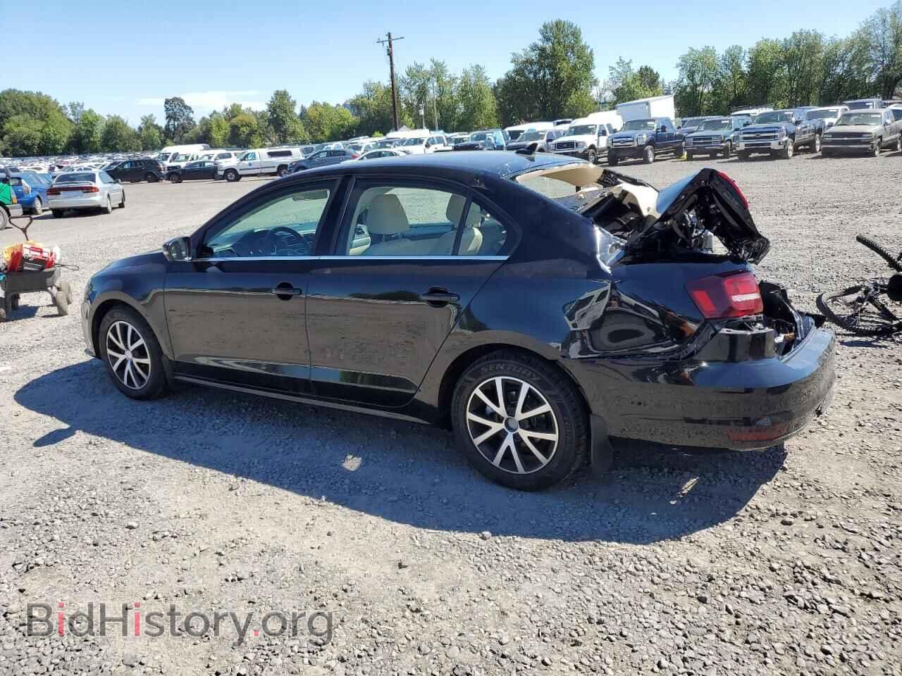 2018 VOLKSWAGEN JETTA - VIN: 3VWDB7AJ4JM219454 - Фото 2