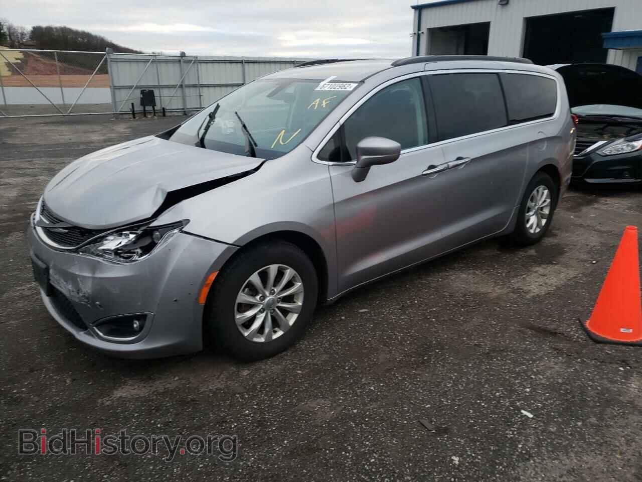 2018 CHRYSLER PACIFICA - VIN: 2C4RC1FG5JR258062 - Photo 2