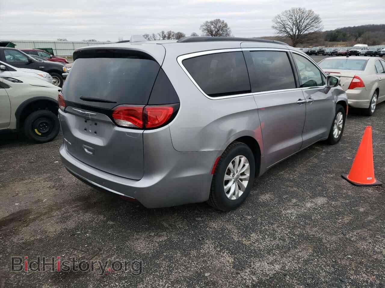 2018 CHRYSLER PACIFICA - VIN: 2C4RC1FG5JR258062 - Photo 4