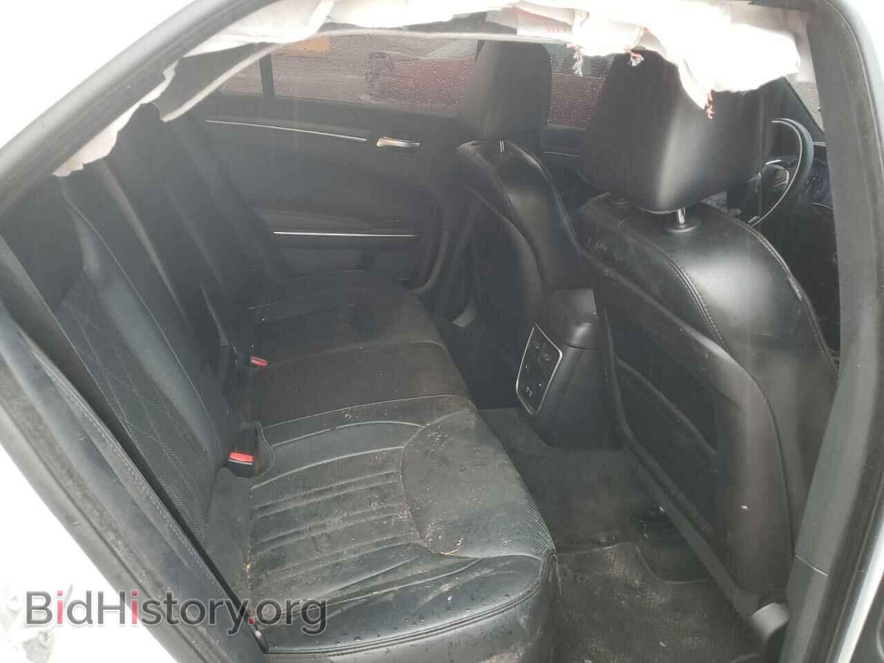 2015 CHRYSLER 300 - VIN: 2C3CCAPT2FH846178 - Фото 10