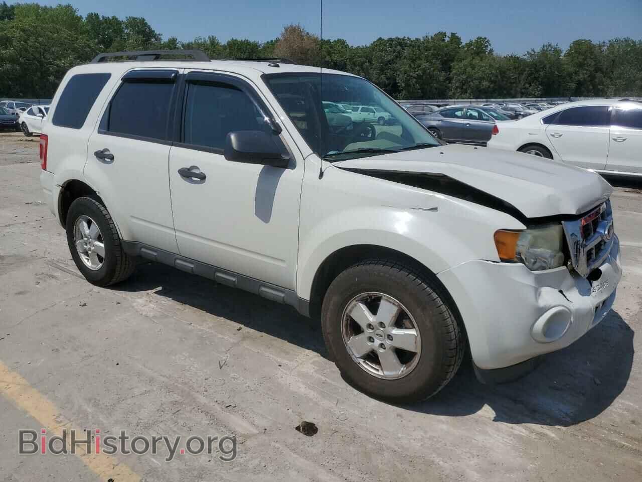 2011 FORD ESCAPE - VIN: 1FMCU0DG4BKB03062 - Photo 4