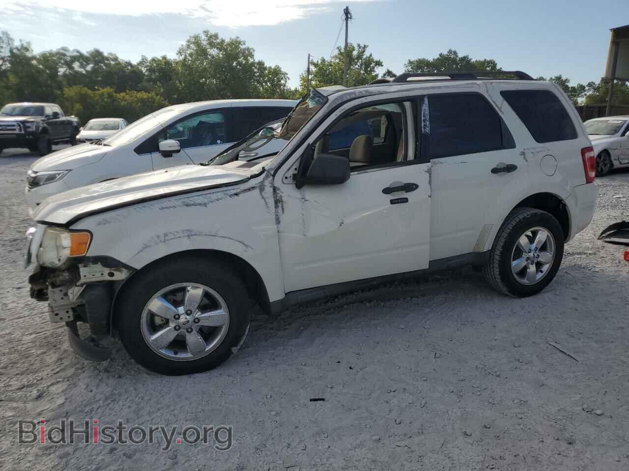 Фотография 1FMCU0D73AKD24554 - FORD ESCAPE 2010